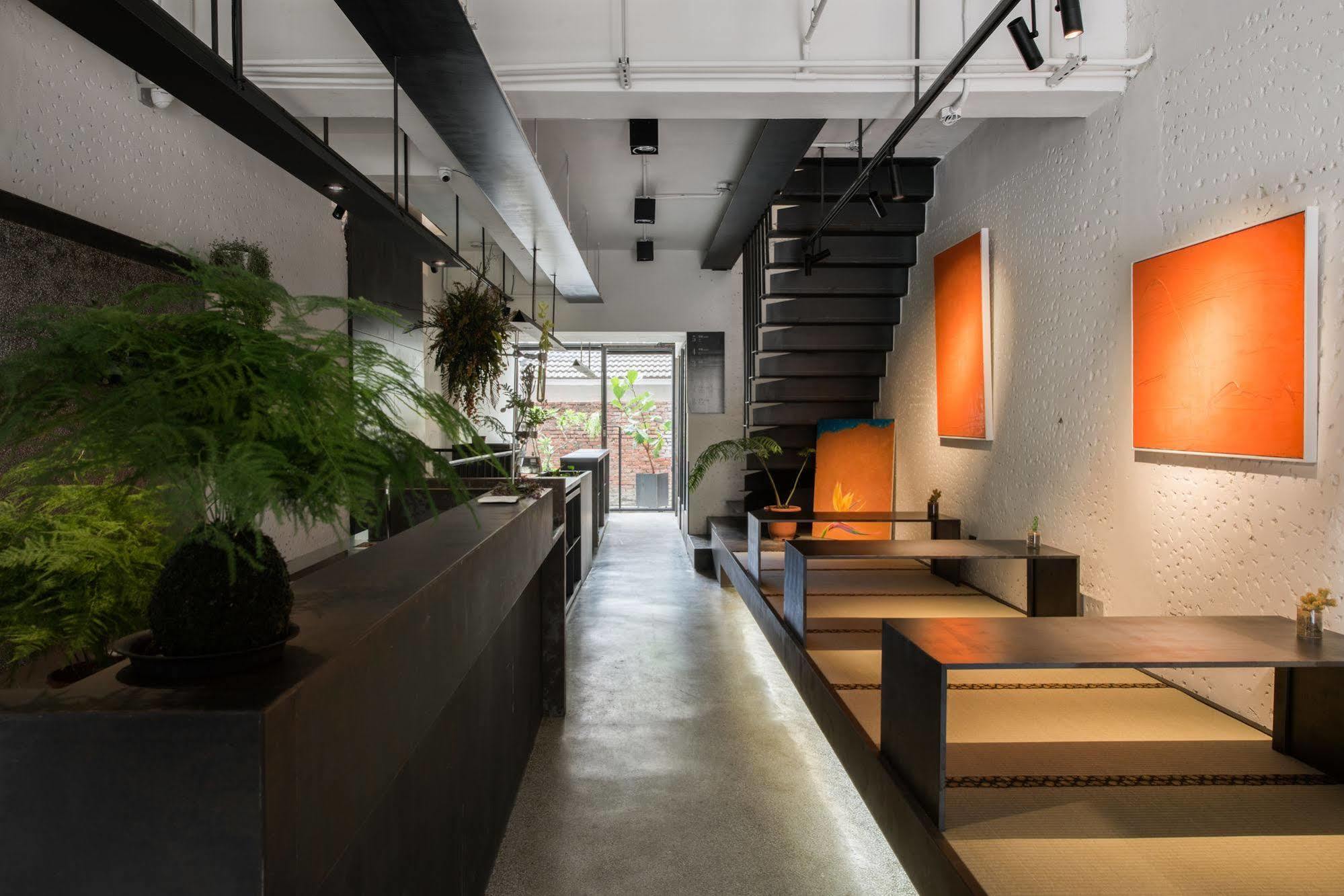 Hii-Hubs B&B Tainan Extérieur photo